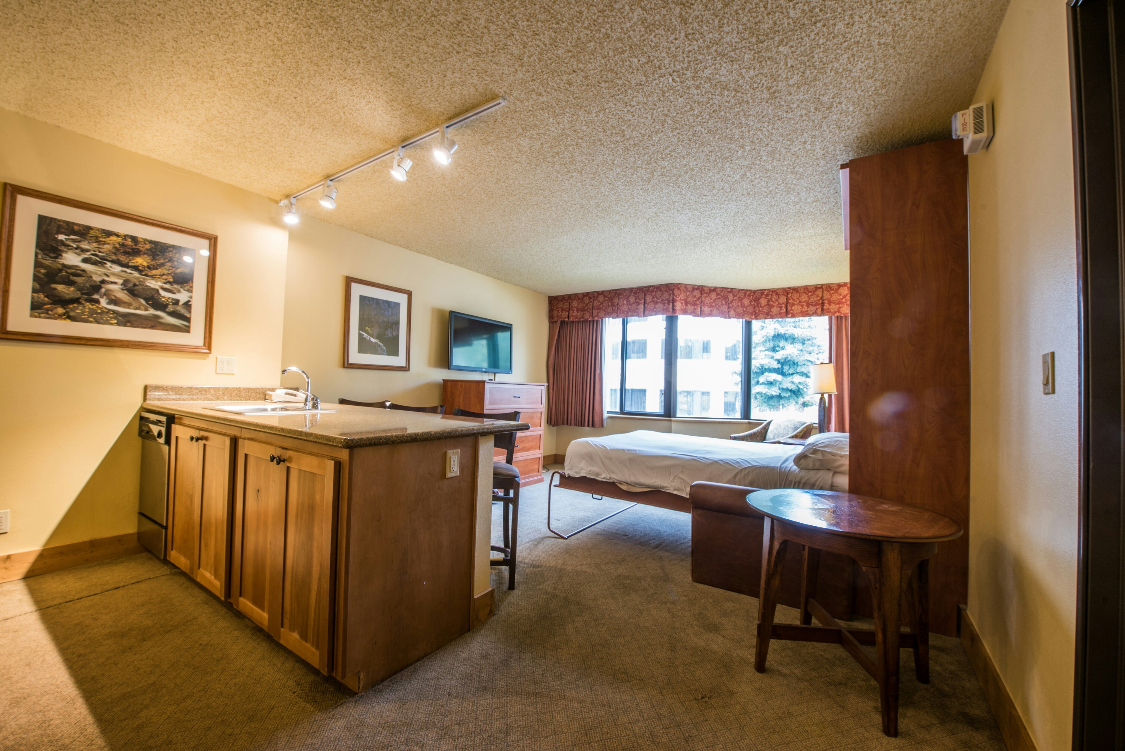 Grand Lodge Crested Butte 21/33