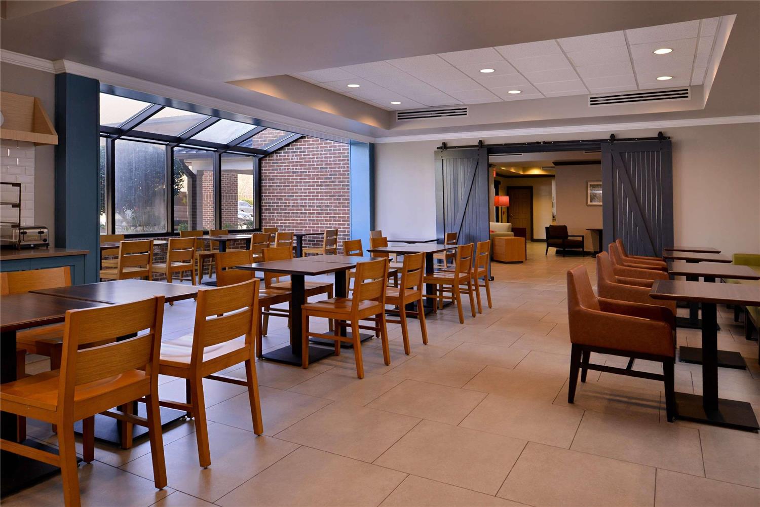 Country Inn & Suites By Radisson Raleigh-Durham Airport NC 9/15
