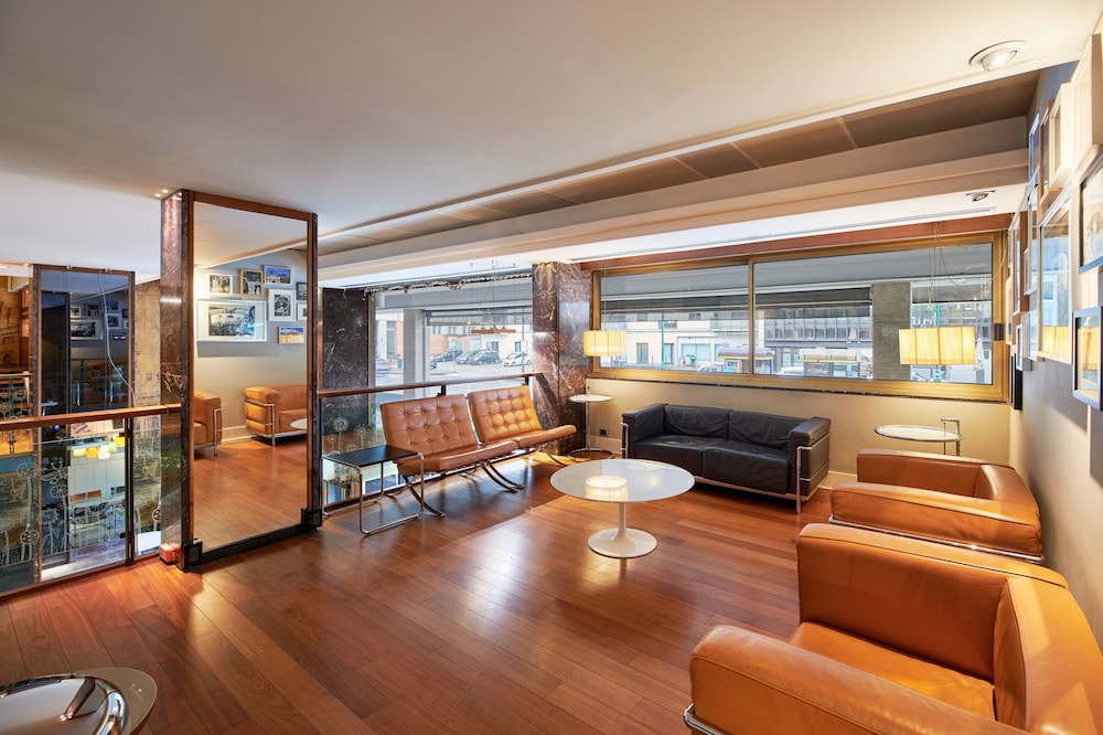 Hotel Plaza 26/47