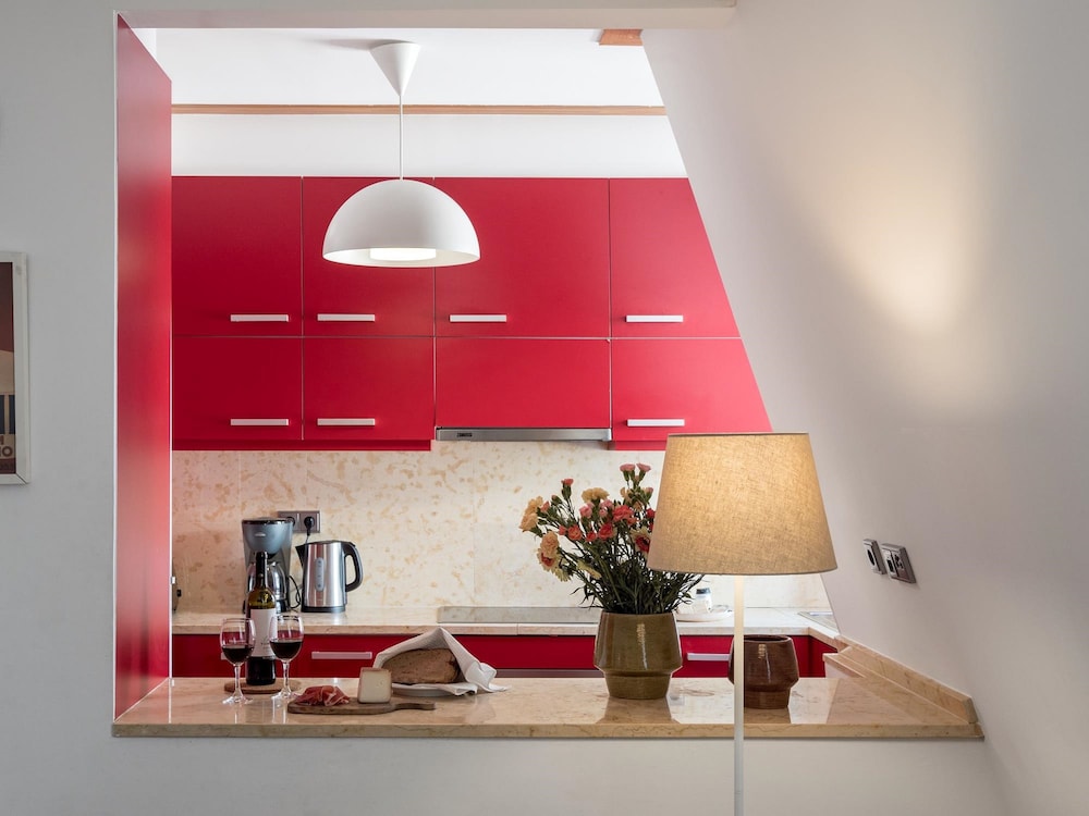 Palacio Camoes Lisbon Serviced Apartments 6/50