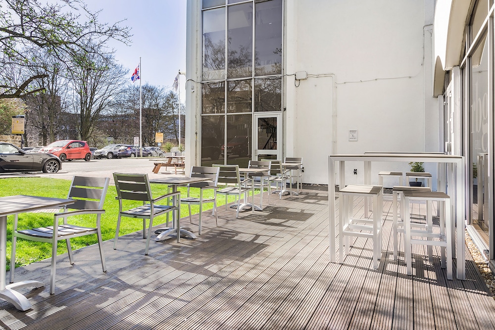 Mercure Northampton 59/63