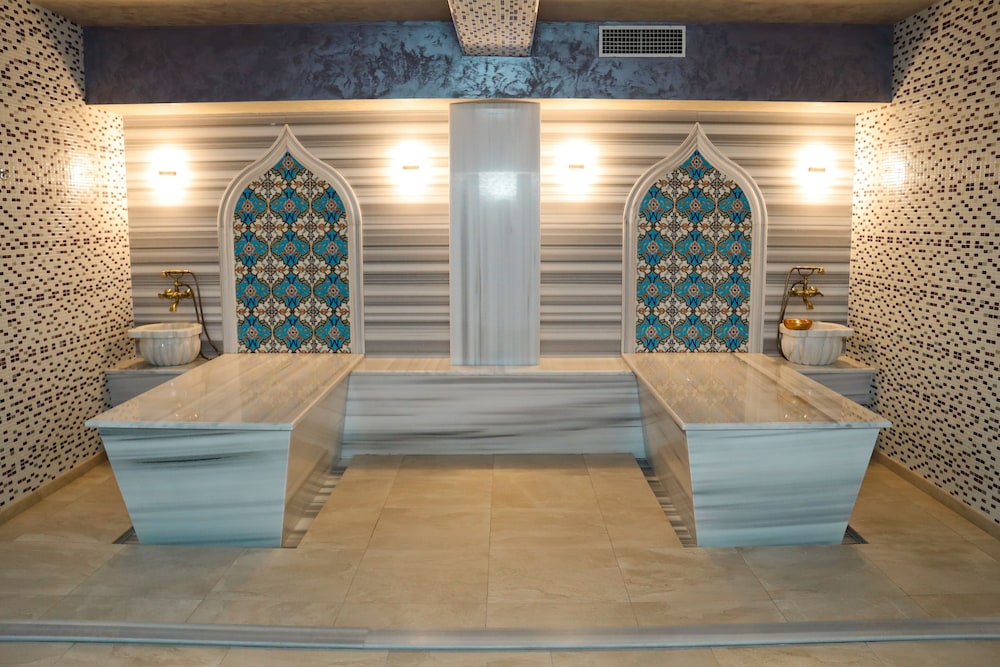 Arion Hotel Baku 36/68