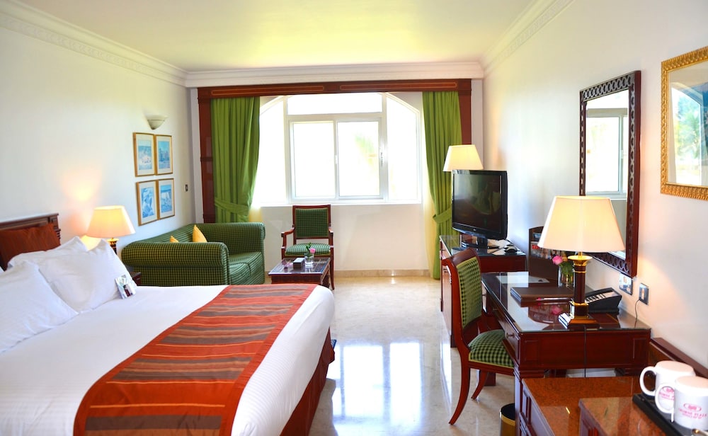 Crowne Plaza Resort Salalah 23/82