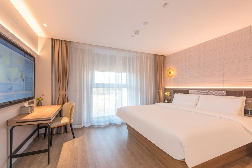 Select, Queen Bed