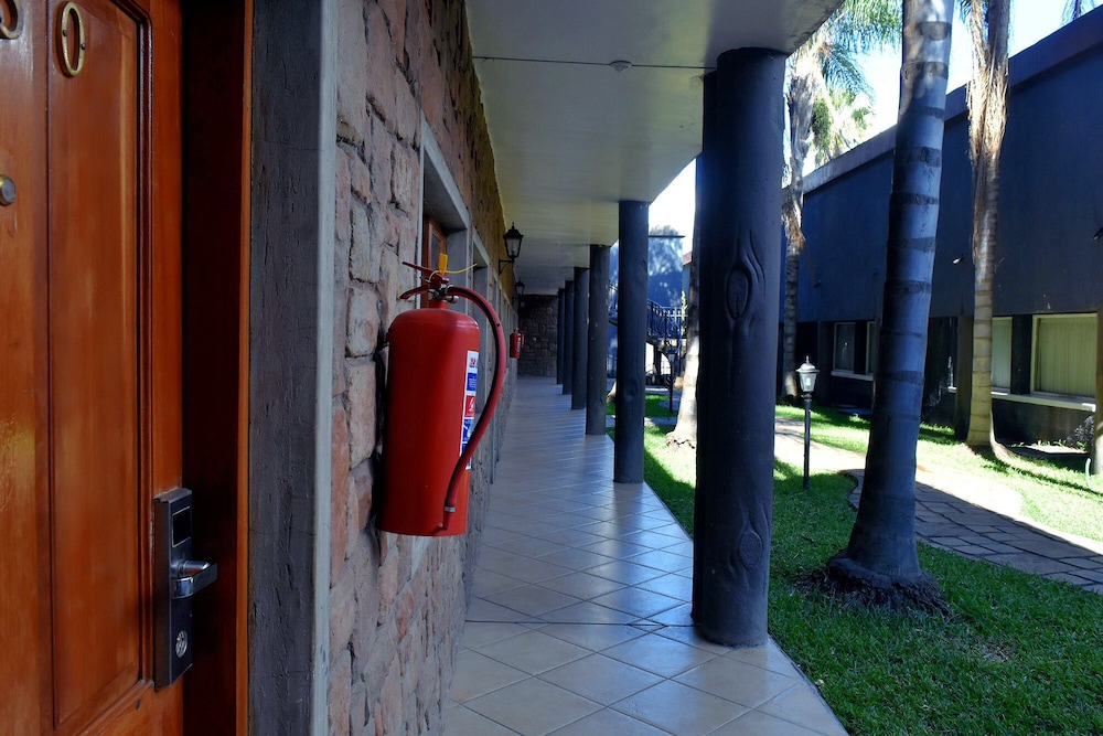 Chrismar Hotel Lusaka 4/68