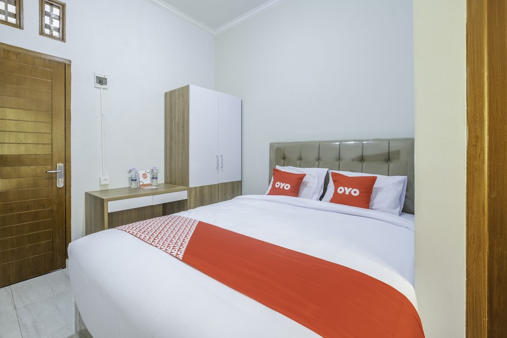 OYO 2072 Wisma Teratai 10/29