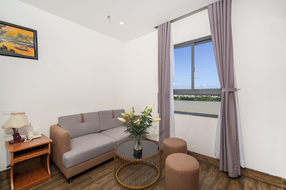 Phu An Hotel 30/40