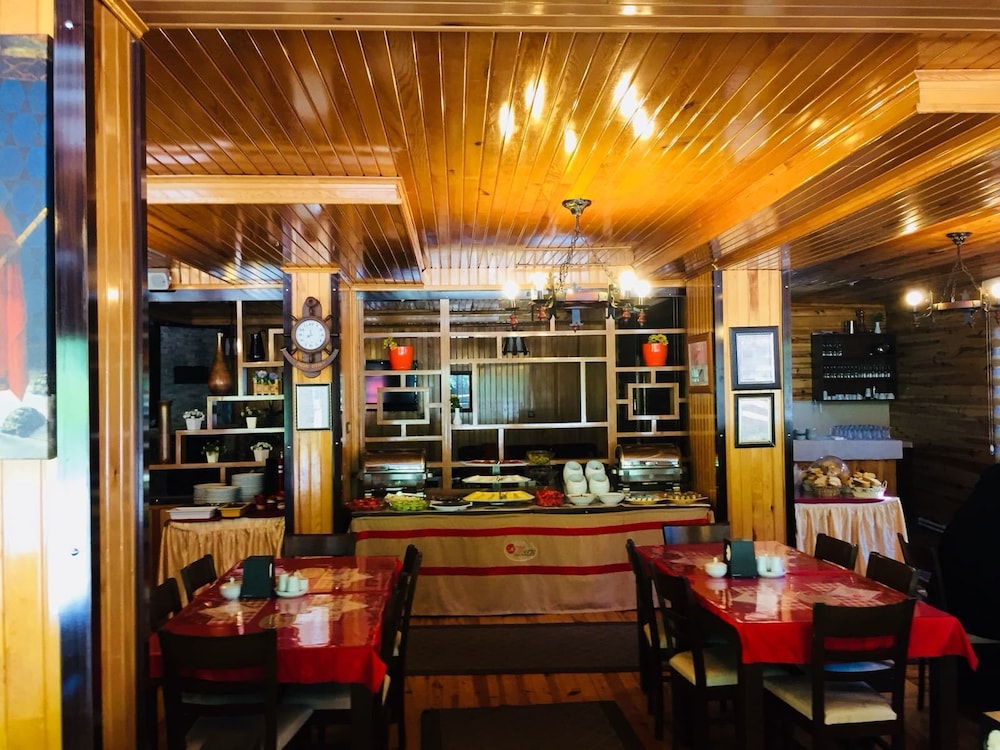 Meric Otel Uzungol 40/52