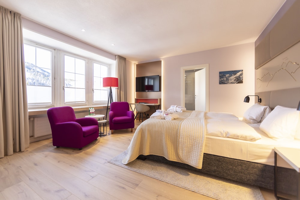 Hotel Rosatsch 12/49