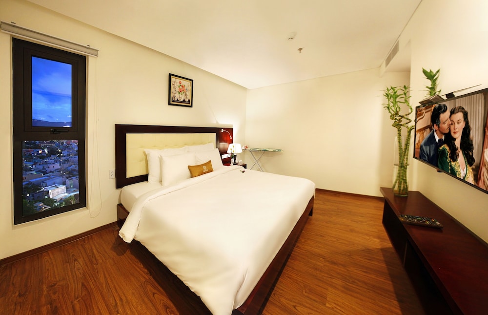 Gemma Hotel 18/63