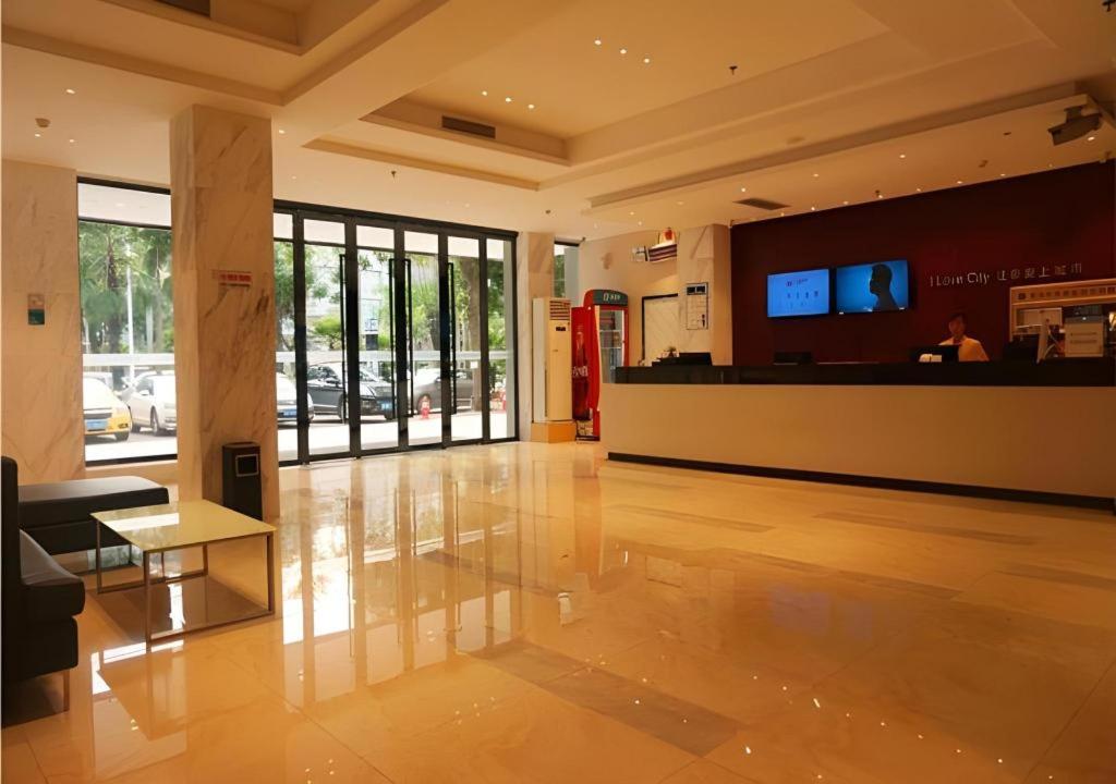 City Comfort Inn (Zhanjiang Middle Renmin Avenue Dingsheng Square) 15/50