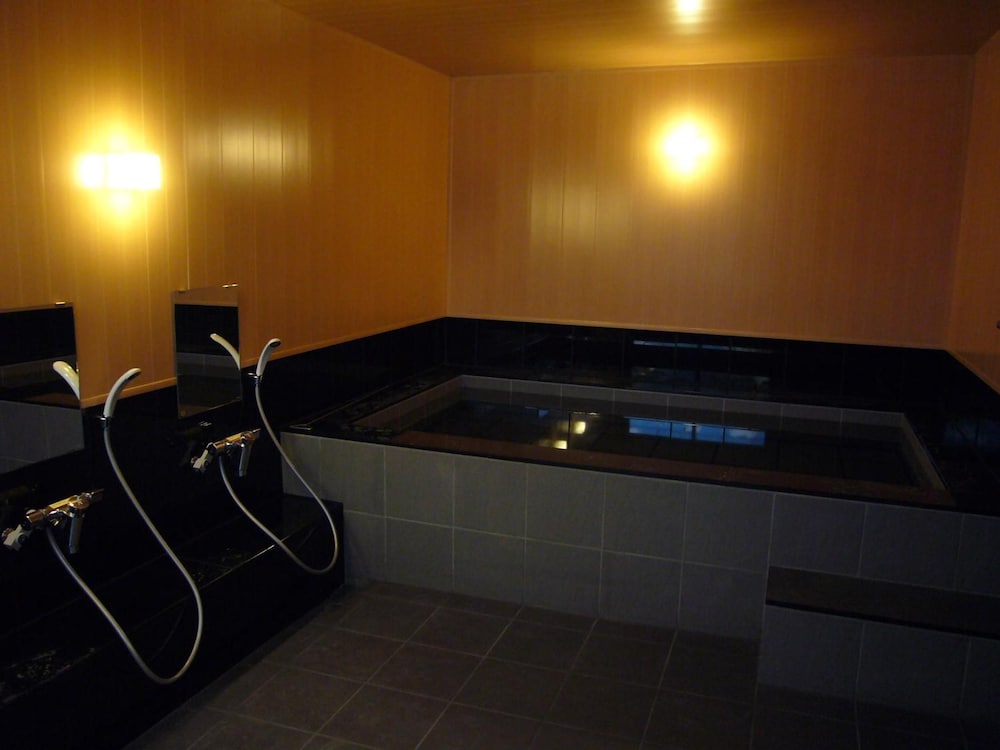 Hotel Crown Hills Nakamura 42/68