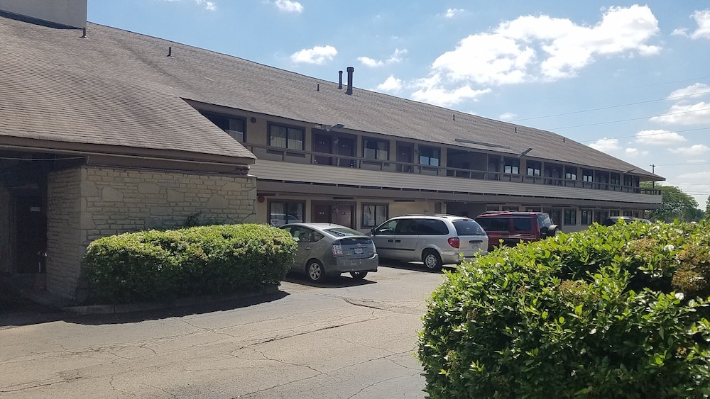 American Value Inn Columbus Ohio State I-71 5/20
