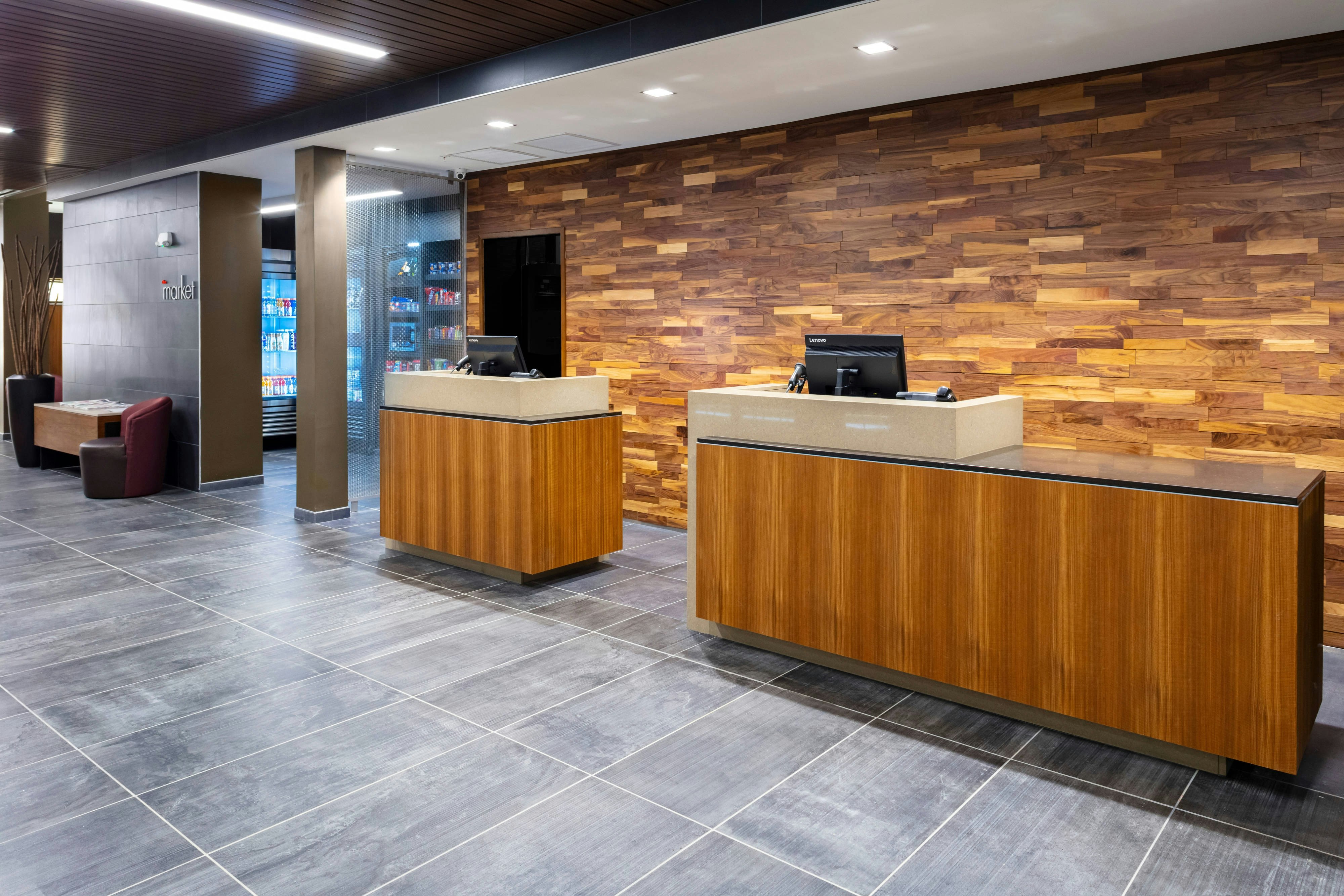 Courtyard By Marriott Indianapolis West-Speedway 9/44