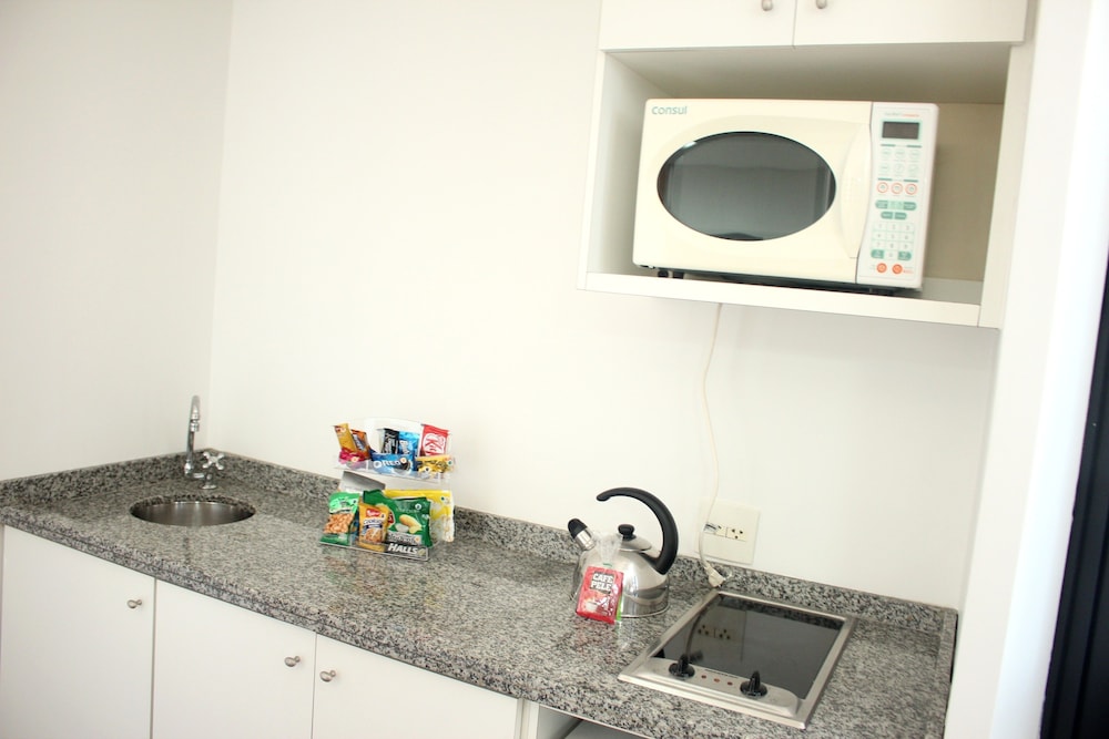 Twin Towers Flat 21/62