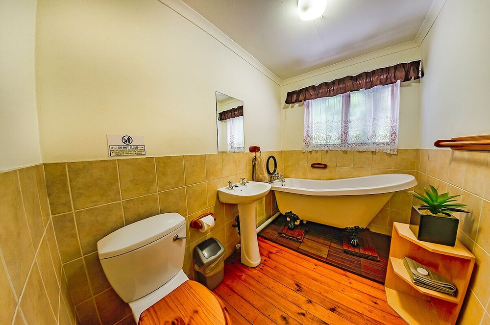 Amper Bo Guesthouse 32/35