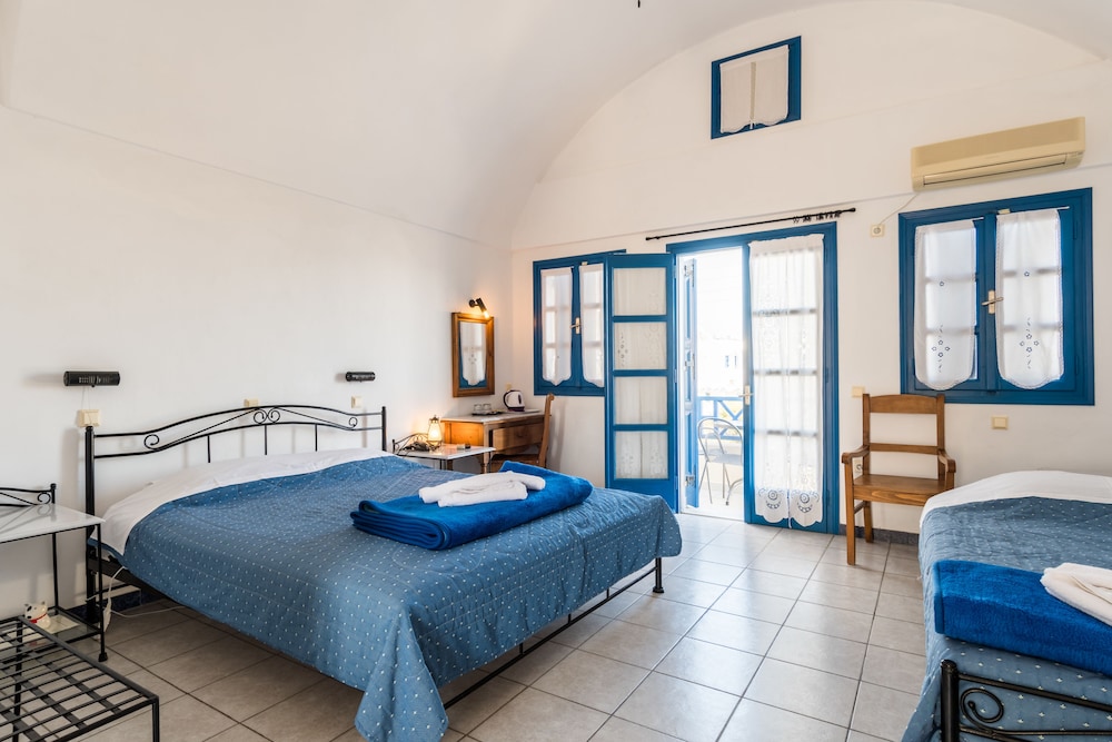 Irigeneia Hotel 30/71