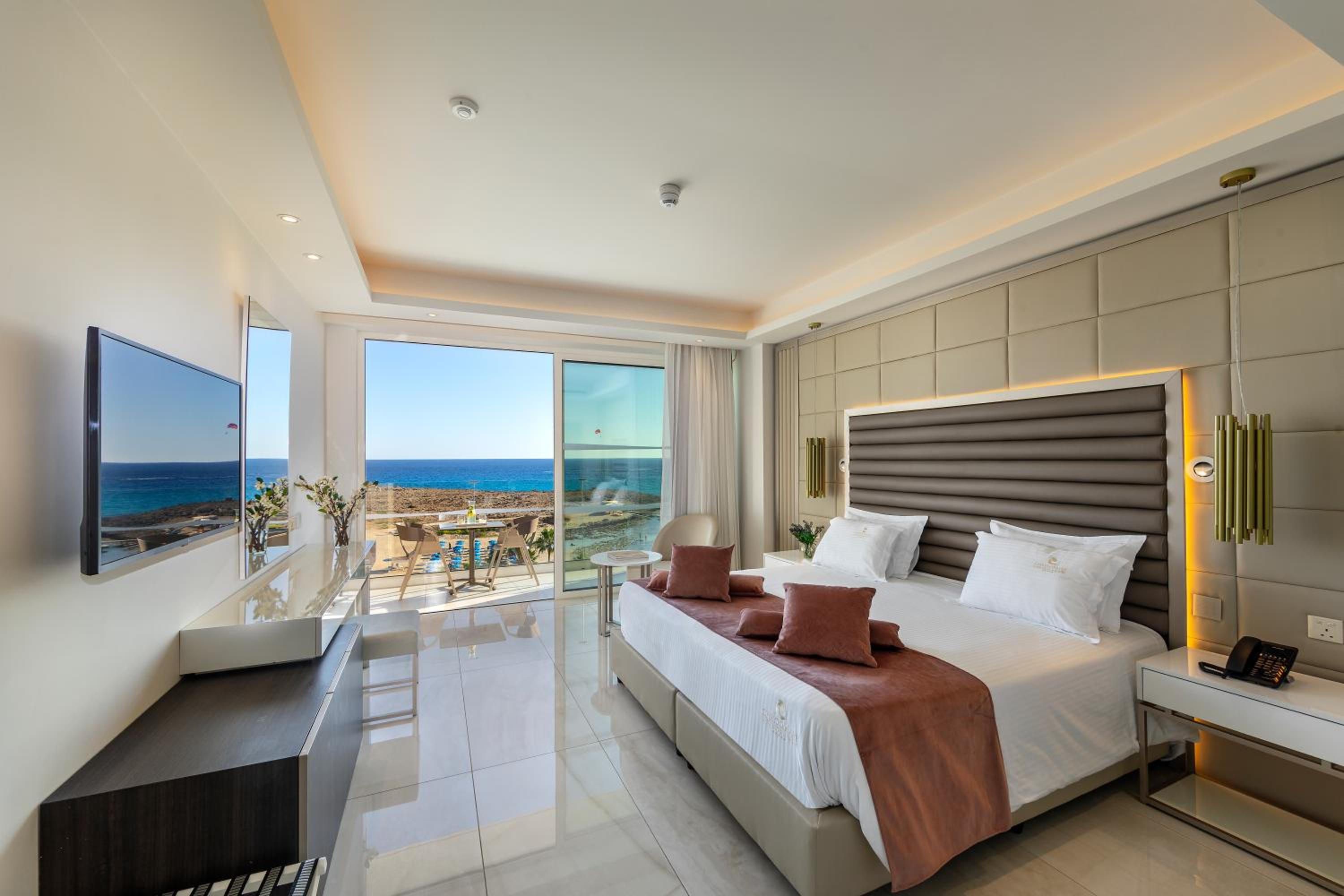 Superior, Single Bed, Sea Front