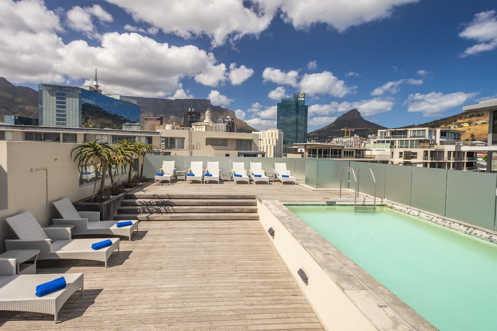 aha Harbour Bridge Hotel & Suites 3/65
