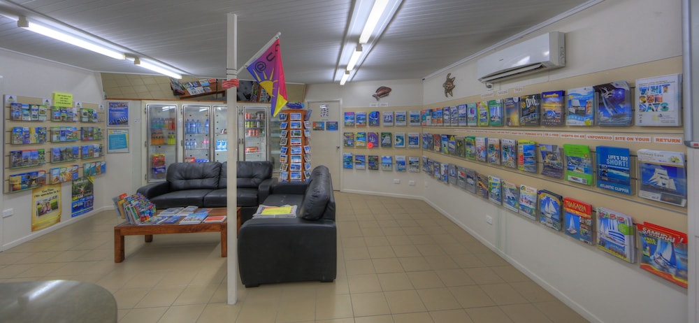 Tasman Holiday Parks - Airlie Beach 57/74
