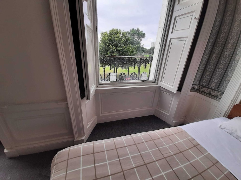 Adelphi Edinburgh Hotel 20/43