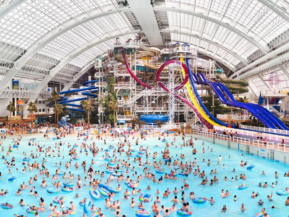 West Edmonton Mall Inn 42/55