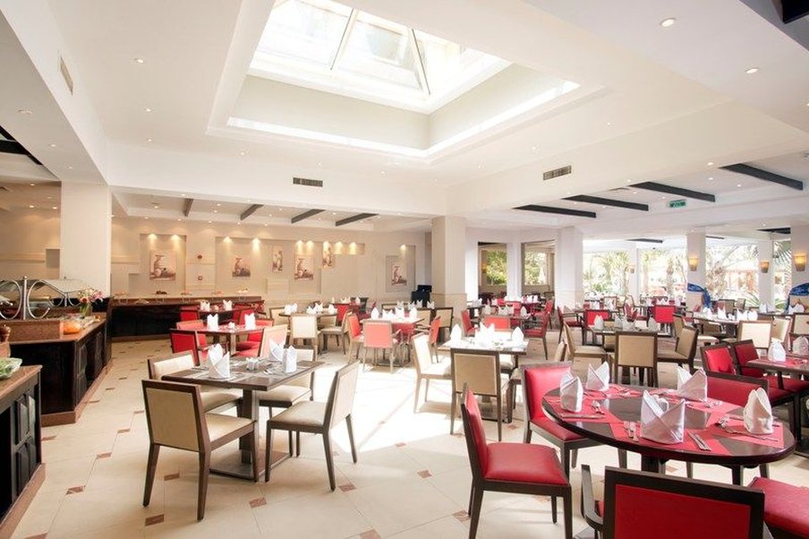 Swiss Inn Pyramids Golf Resort 30/40