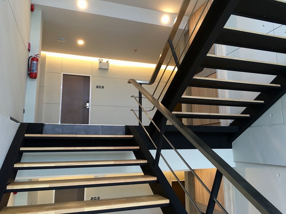 Zenith Residence Hotel 23/45