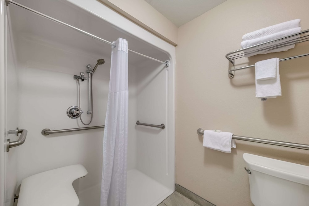 Quality Inn & Suites Ardmore 16/40