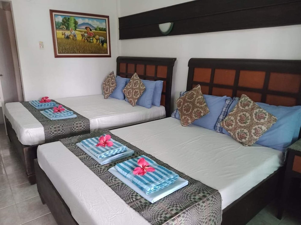 Rio Grande Laoag Resort Hotel 17/47