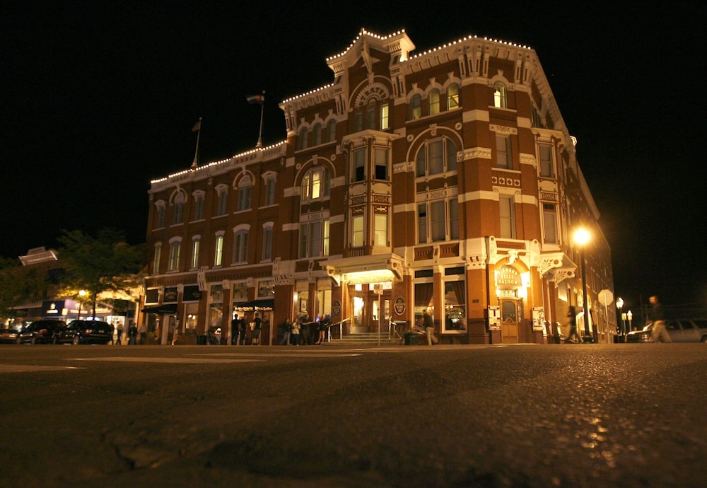 HISTORIC STRATER HOTEL 7/68