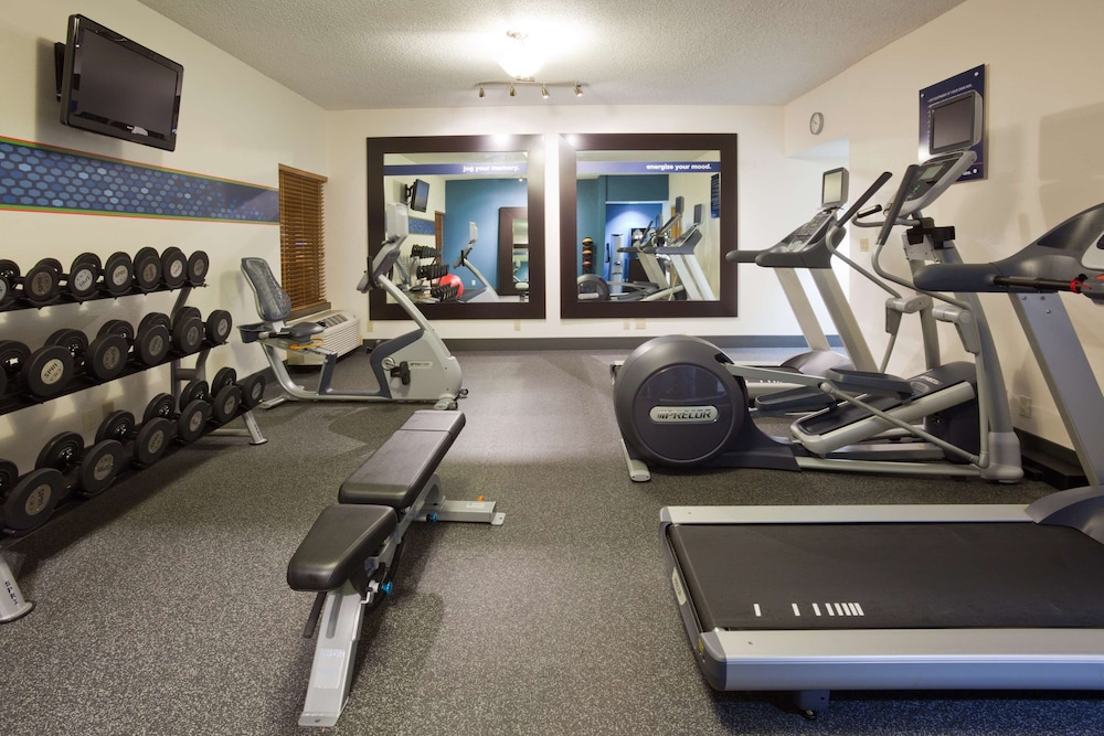 Hampton Inn Cedar Rapids 24/33