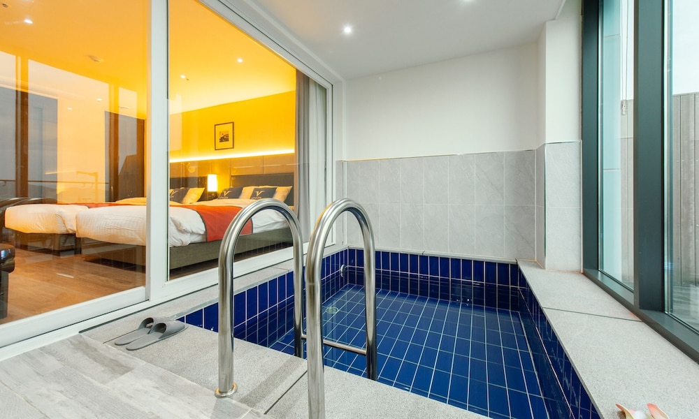 Yeosu Venezia Hotel & Suites 16/50