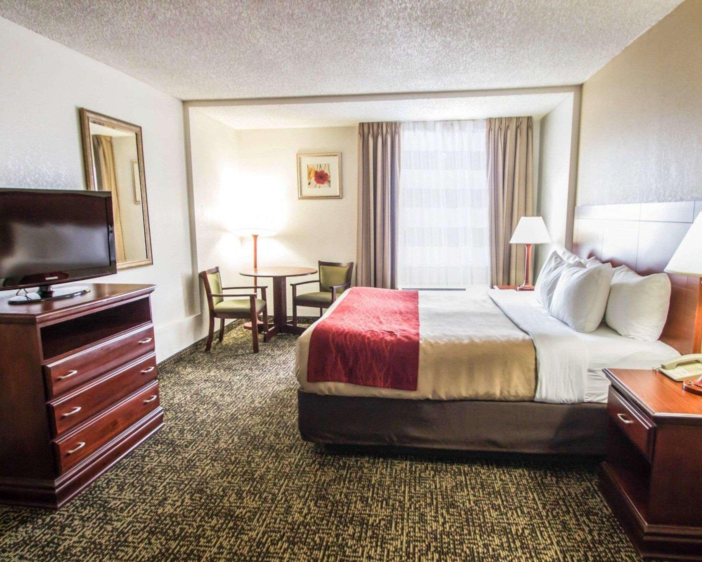 Holiday Inn Orlando North Winter Park by IHG 14/50