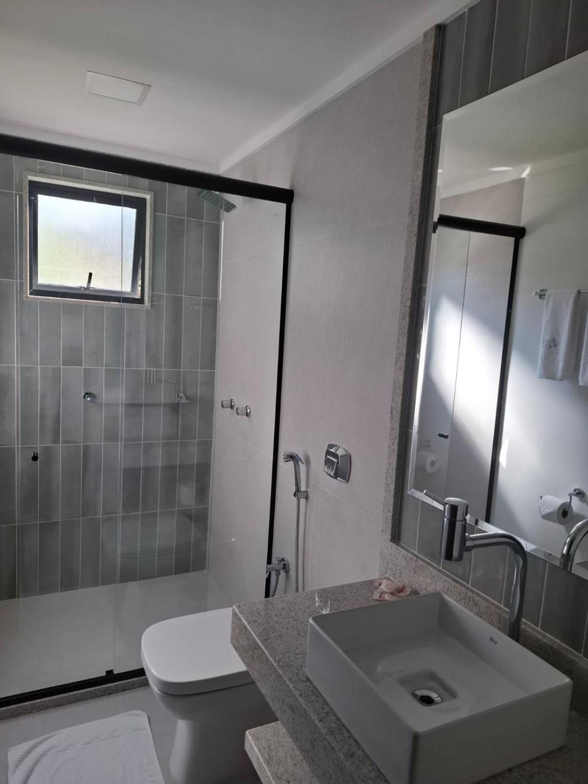 Alpes Hotel 42/42