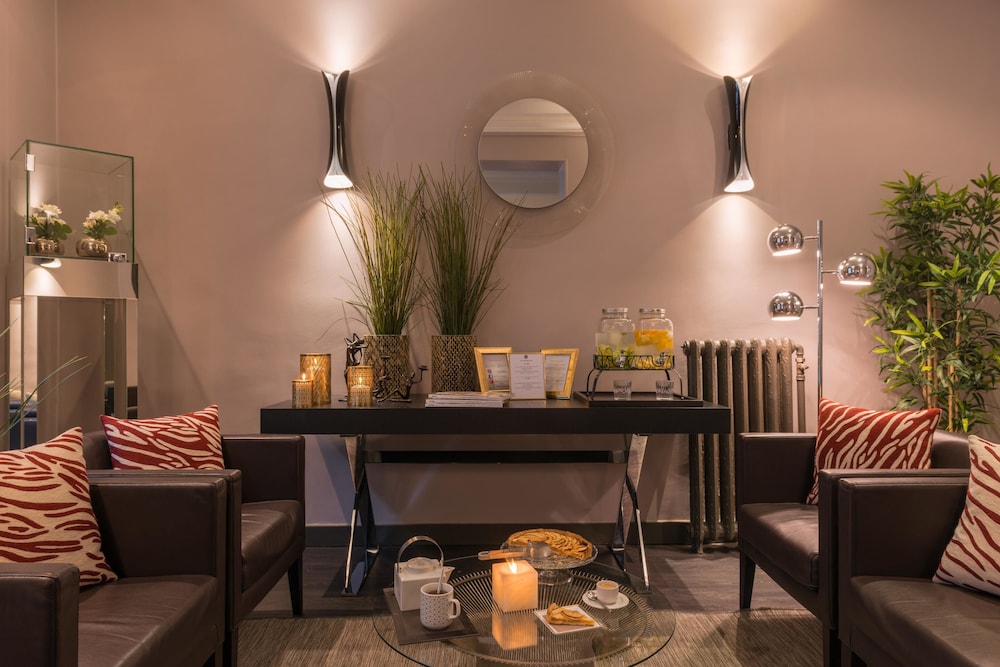 Best Western Premier The Blake Paris Gare Saint Lazare 34/44