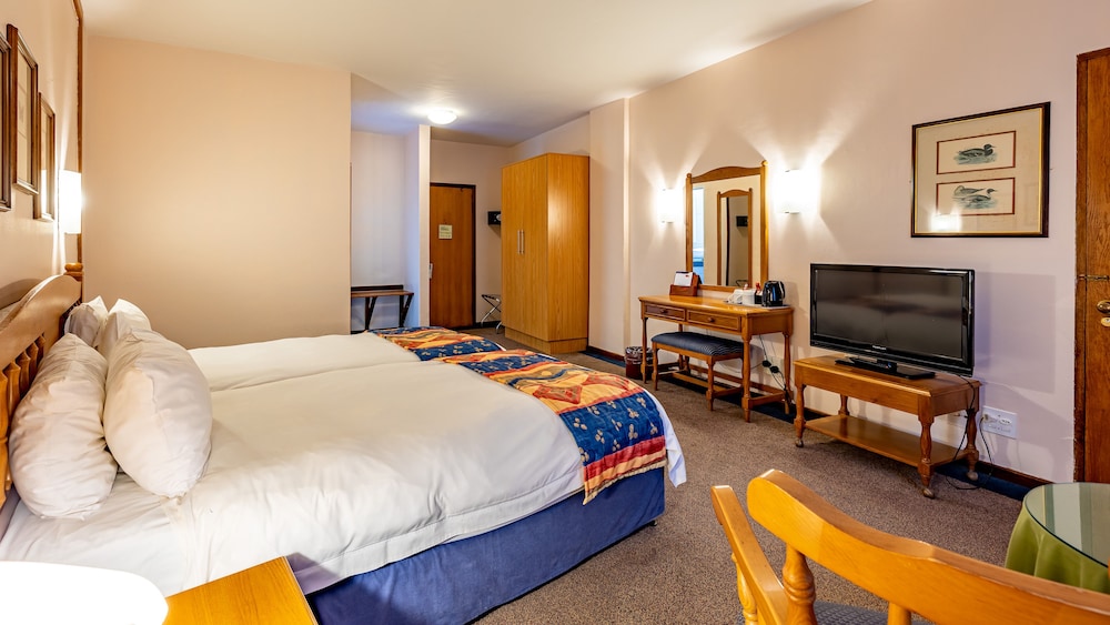 Pine Lake Inn 9/50
