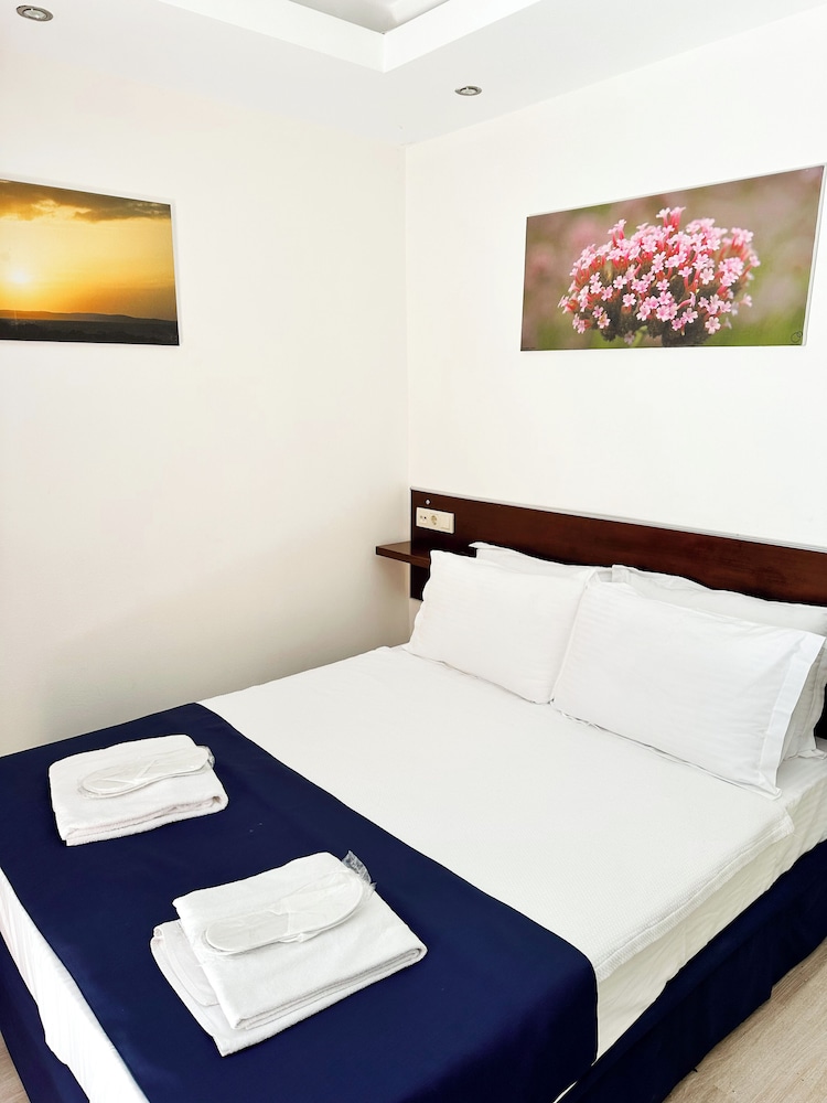 Buyukada Comfort Hotel 11/50