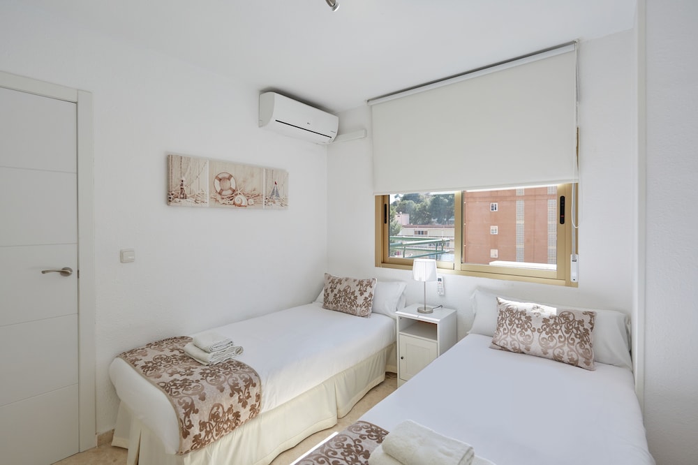 DELUXE, APARTMENT, SEA VIEW, BALCONY