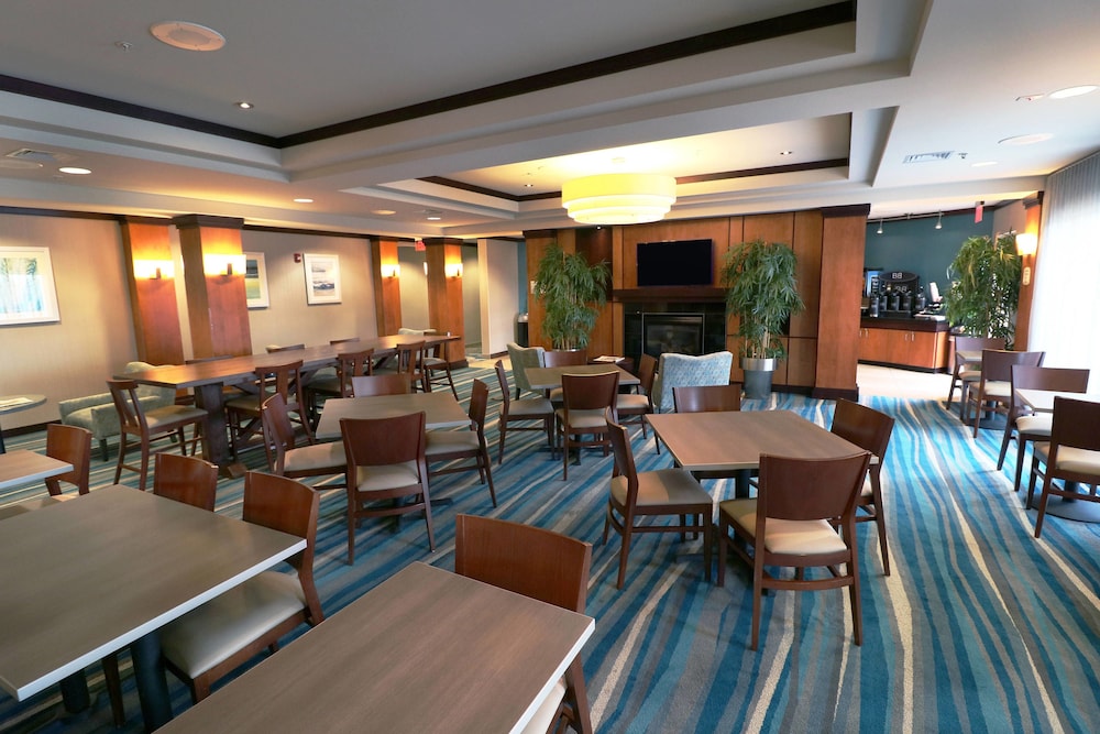 Fairfield by Marriott Inn & Suites Des Moines Airport 33/40