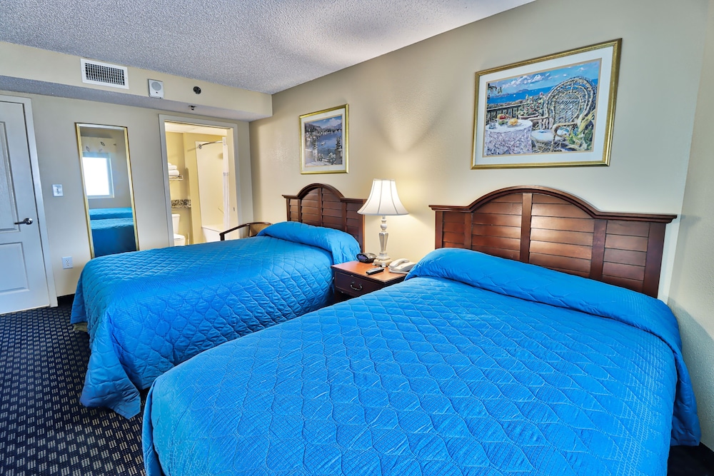 The Palms by Suite at the Beach 11/50