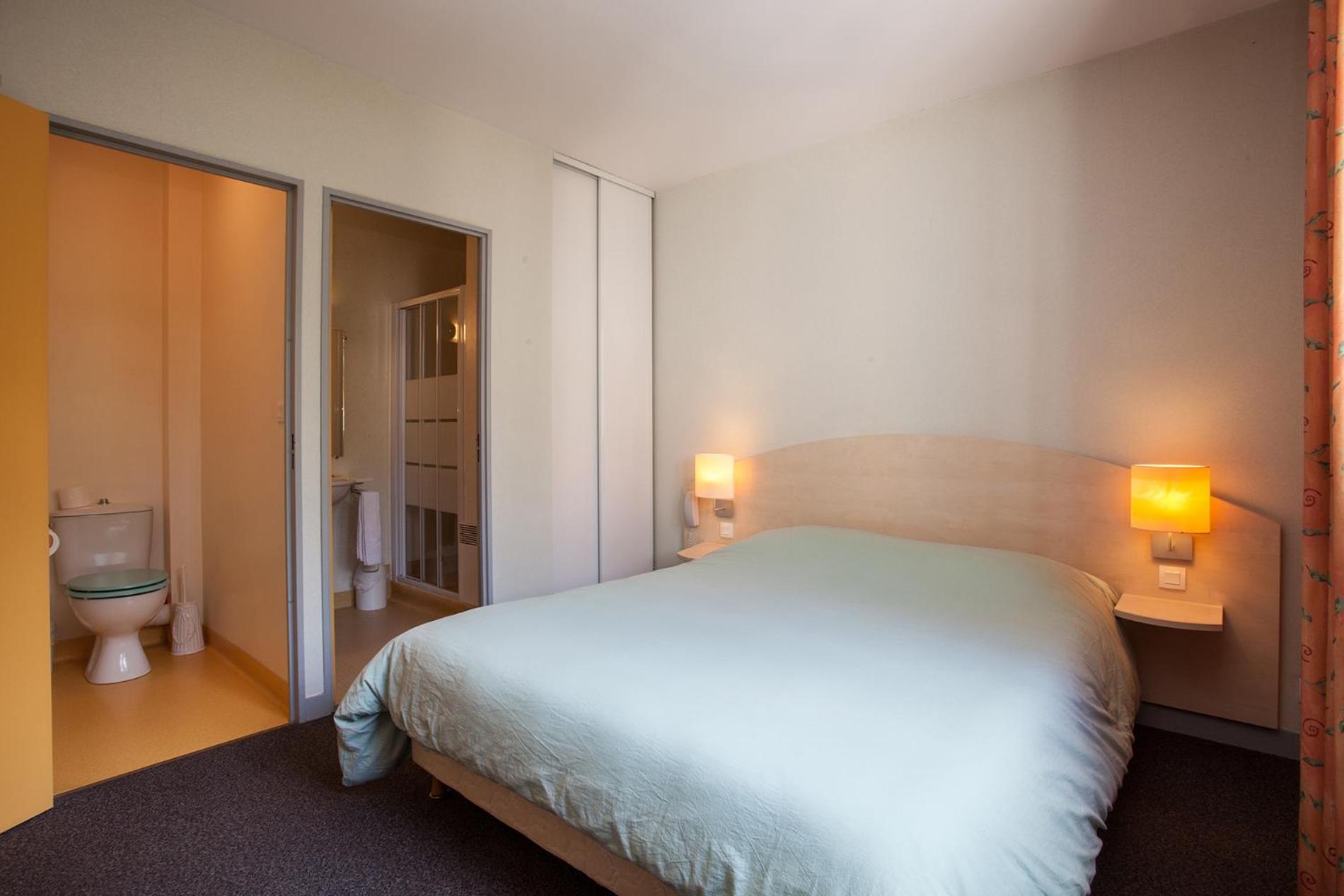 HOTEL DU LION D'OR 10/51