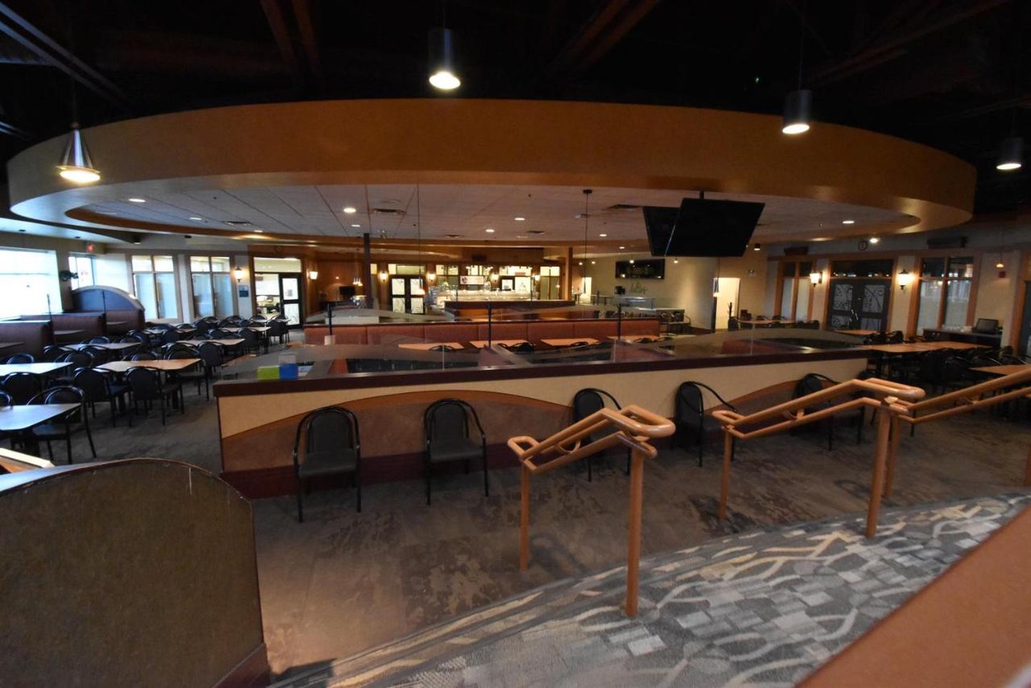Canad Inns Destination Centre Polo Park 57/79