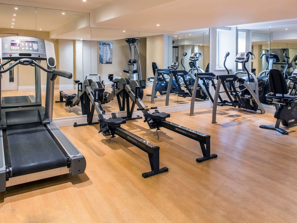 Mercure London Heathrow 37/68