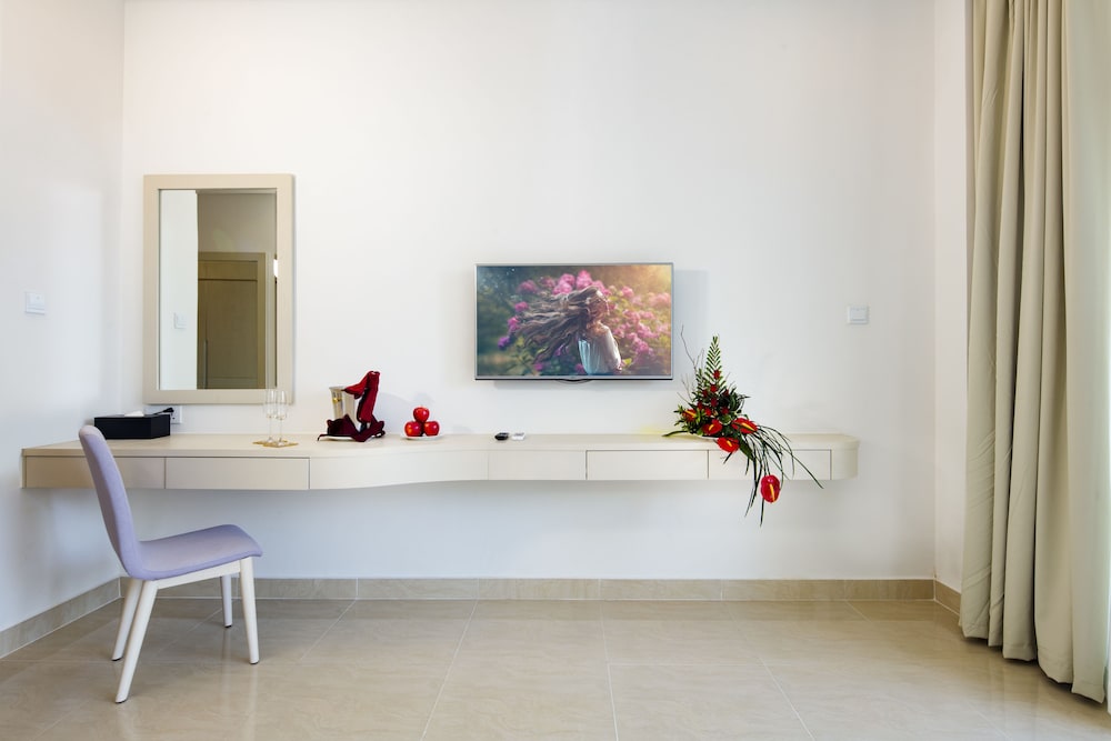 Diamond Bay Condotel Resort Nha Trang 8/77