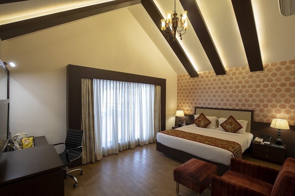 REGENTA CENTRAL RAJKOT 9/53