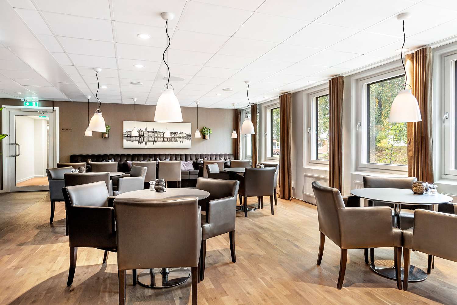 Best Western Plus Park Airport Hotel 13/17