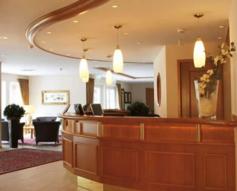 Waldhotel Nachtigall 6/38