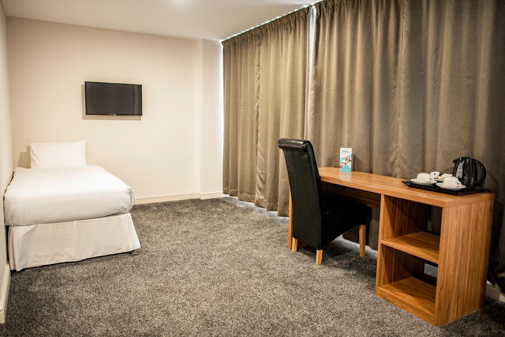Ox Hotel Manchester 12/34