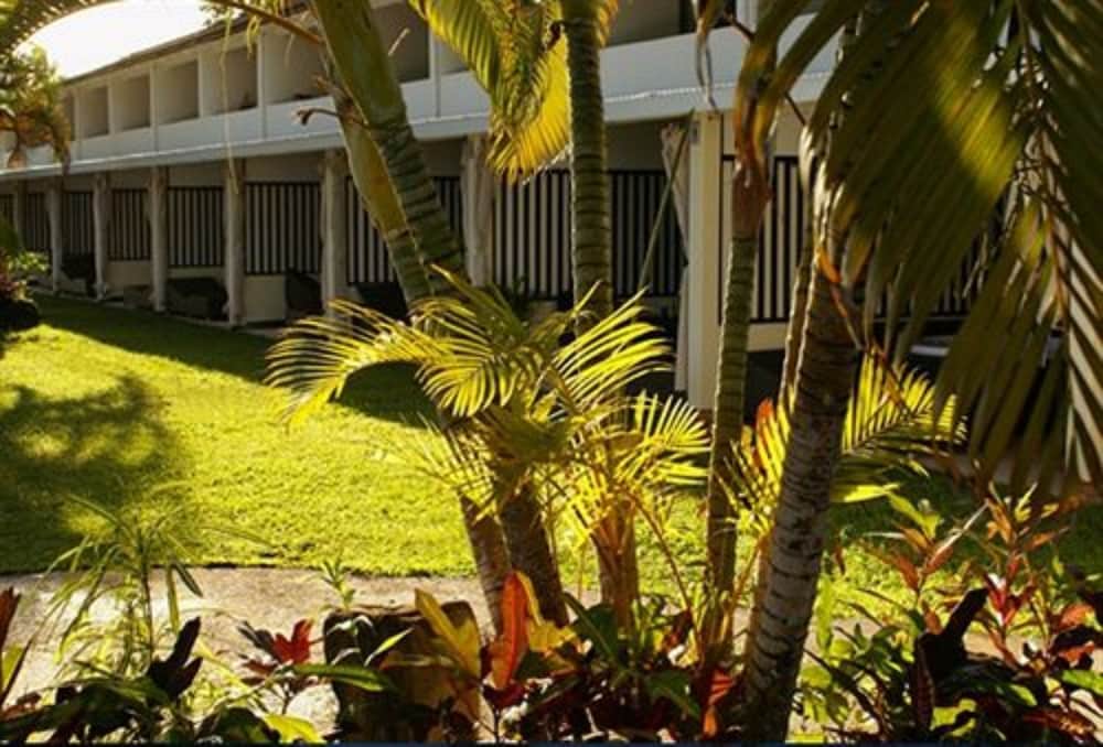 Garden Island Resort 18/23